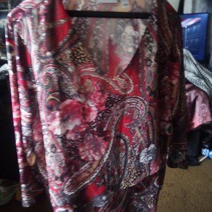 Woman's blouse pasely print
